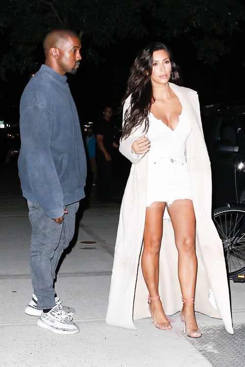 kim-kardashian-mac-do-kech-com-ho-hang-xuong-pho-9