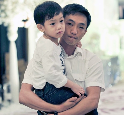 con trai ha ho tro tieng anh gay sot cong dong mang hinh anh 1