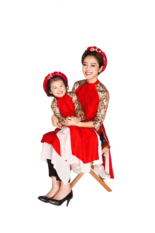 jennifer-pham-vui-dua-ben-con-gai-6
