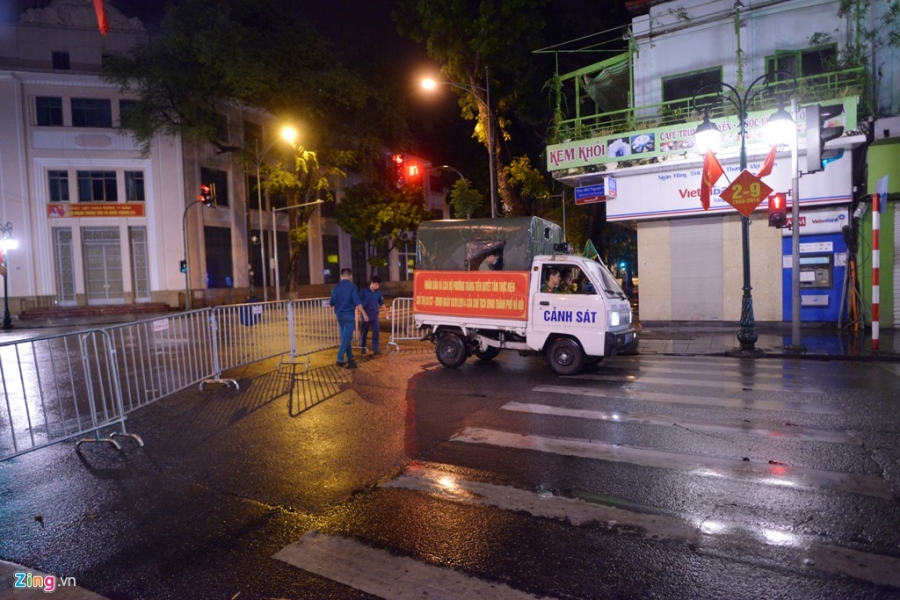 Ha Noi dem dau duoc 'quay' den 2h sang hinh anh 13
