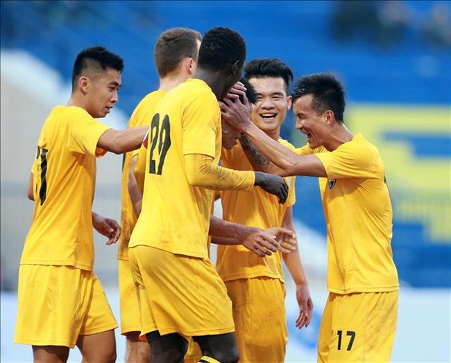 V-League 2016, cuộc đua vô địch V-League 2016, FLC.Thanh Hoá, Than Quảng Ninh, thưởng tiền tỷ, VPF