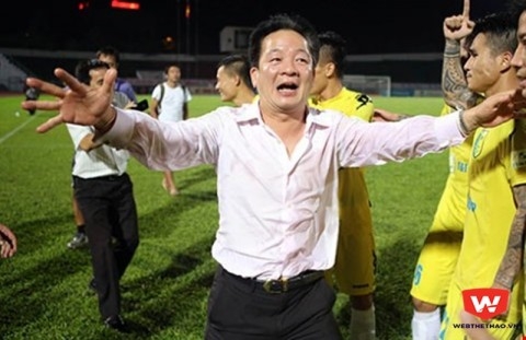 bau hien co the 1 tay che ca… v.league? hinh anh 1