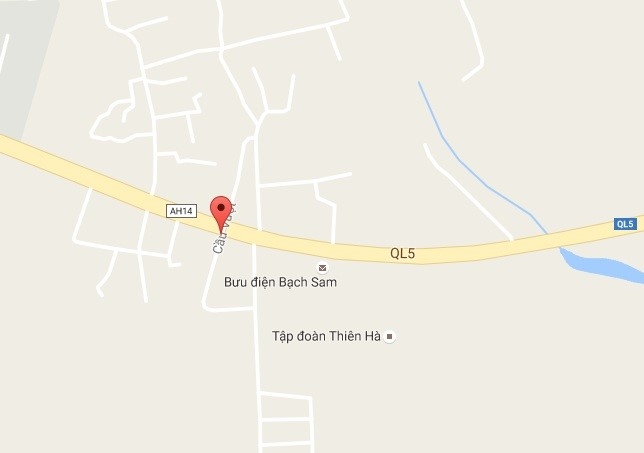 Nguoi di xe may tu sat sau khi bi to gay tai nan lien hoan hinh anh 3