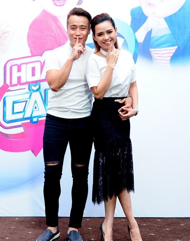 Chi Tai om Thuy Nga tinh cam trong su kien hinh anh 8