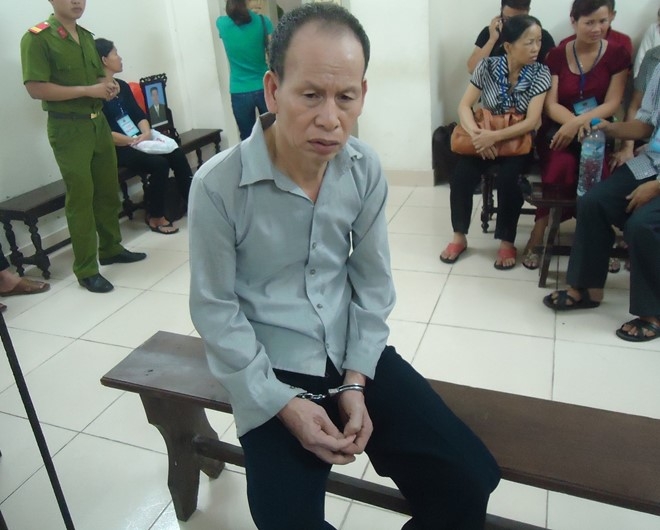 Ong lao 61 tuoi giet nguoi tai tru so tuan tra khu dan cu hinh anh 1