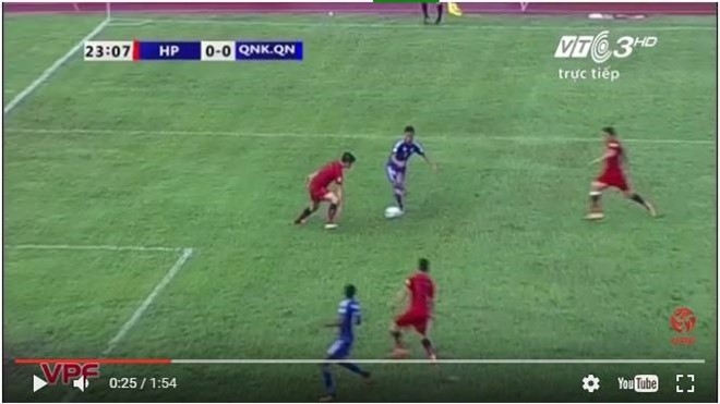 Treo co trong tai mac sai pham o vong 24 V.League hinh anh 2