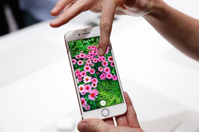 ‘Sau cung, iPhone 7 van la smartphone tot nhat the gioi’ hinh anh 1