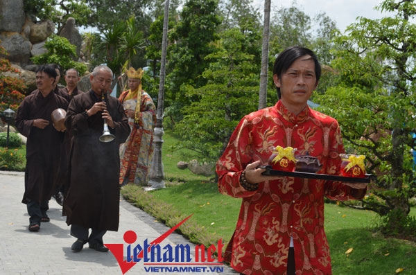 Hoài Linh, nhà thờ Tổ, nhà thờ tổ của Hoài Linh