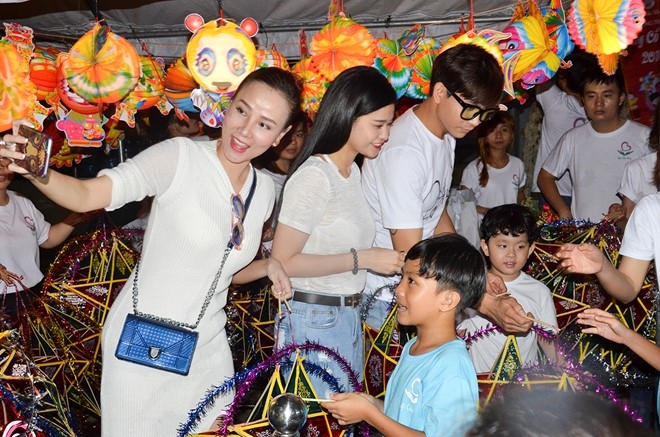 Truong Quynh Anh - Tim tinh tu di tu thien hinh anh 4