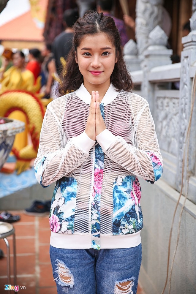 Bo me Hoai Linh ve Viet Nam du le gio To nganh san khau hinh anh 14