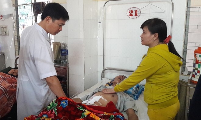 Cuop 50 trieu roi dam nan nhan trong thuong hinh anh 1