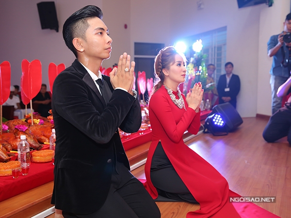 phan-hien-vua-be-con-vua-om-eo-khanh-thi-5
