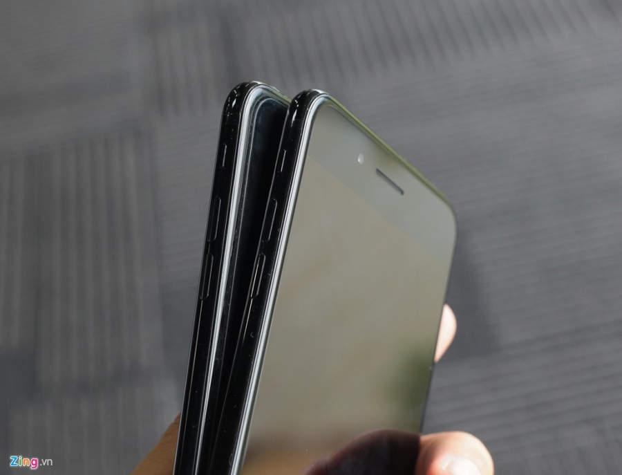 Bo doi iPhone 7 Jet Black tai Viet Nam hinh anh 4