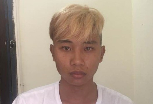 Nam 9X trom 60 trieu, 35 dien thoai iPhone cua tiem vang hinh anh 1