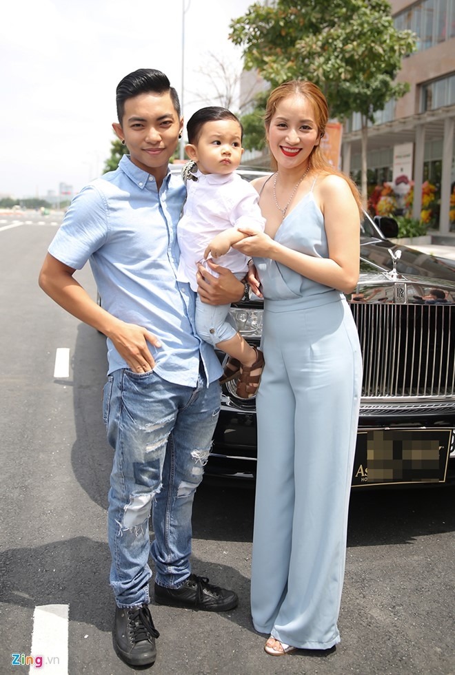 Ho Ngoc Ha than thiet voi Dam Vinh Hung hinh anh 4