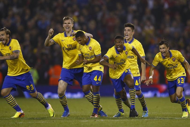 Nottingham Forest - Arsenal: Đi tìm thiện xạ 11m