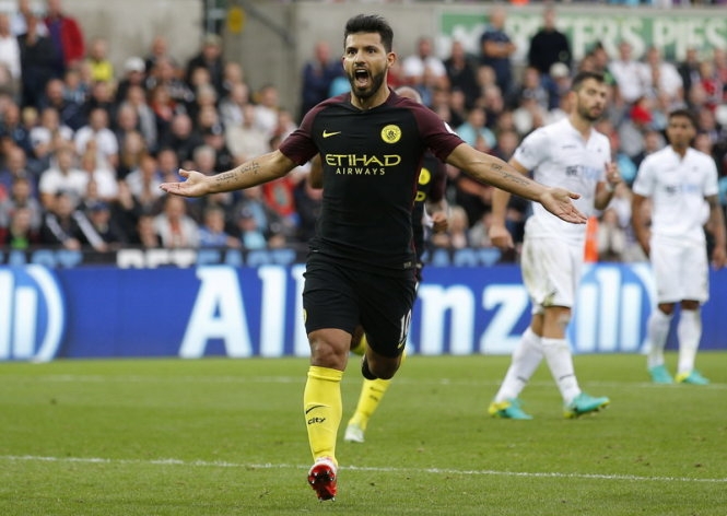 ​Aguero tỏa sáng, M.C thắng trận thứ 6 liên tiếp