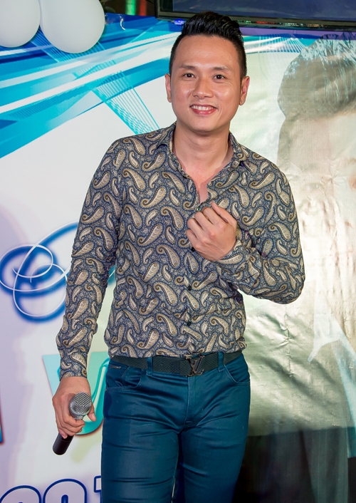 tuan-hung-tinh-cam-dua-vo-bau-di-sinh-nhat-lam-vu-4