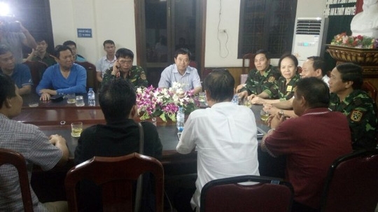  Quang cảnh buổi làm việc tối 26-9 