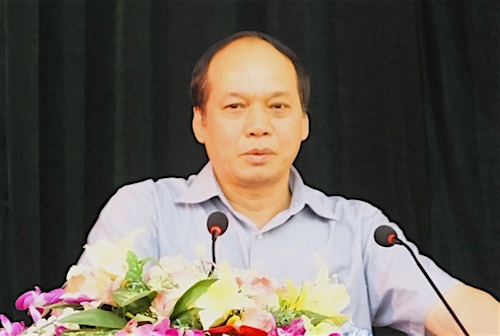 thu-truong-nong-nghiep-chuyen-tien-ho-tro-ngu-dan-trong-thang-10