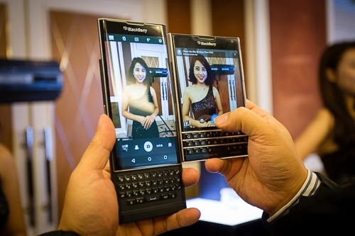 nhung-lan-giam-gia-soc-cua-blackberry-o-viet-nam-2