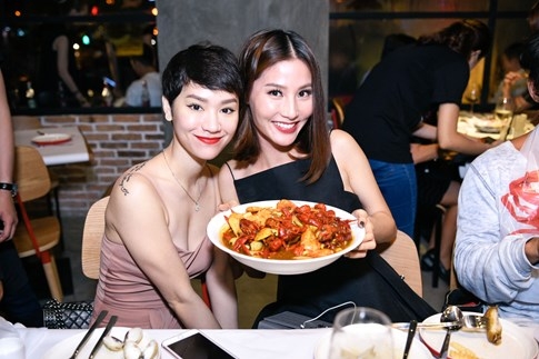 Tăng Thanh Hà: 'Tôi đã cưỡi lên lưng cọp, không thể bỏ ngang' - ảnh 2
