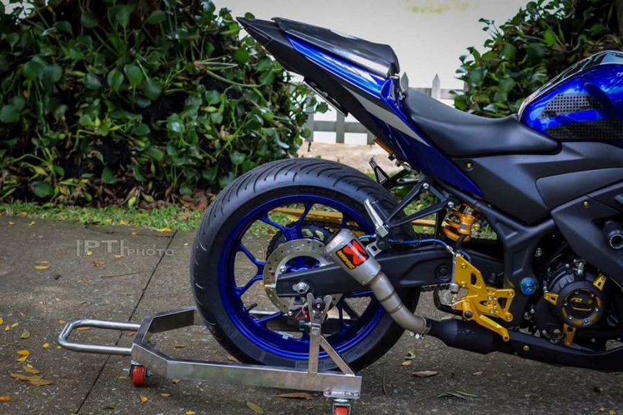 Yamaha YZF-R3 len nhieu do choi cua biker Viet hinh anh 9