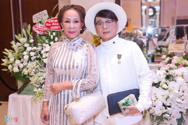 Dan sao Viet mac ton sur ton du sinh nhat Mr. Dam hinh anh 10