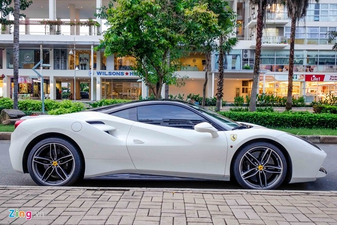 Tho Viet tu son trang sieu xe Ferrari 488 GTB gia 15 ty dong hinh anh 8
