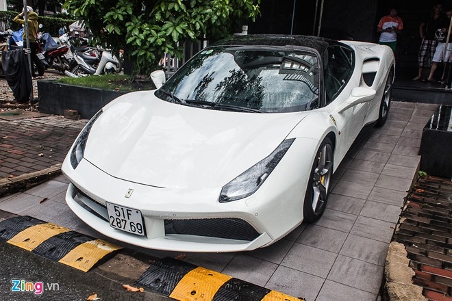 Sieu xe cua Cuong Do La tu hop bo doi Lamborghini Aventador hinh anh 3