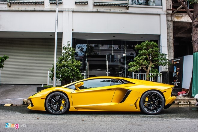 Sieu xe cua Cuong Do La tu hop bo doi Lamborghini Aventador hinh anh 7