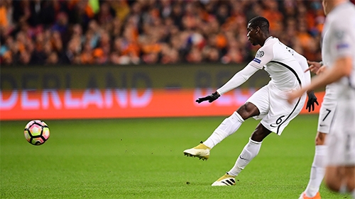 pogba-muon-mourinho-cho-da-cao-hon-tai-man-utd