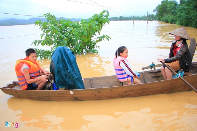 'Thuy dien be nen cu nuoc day la xa, khong the dieu tiet' hinh anh 3