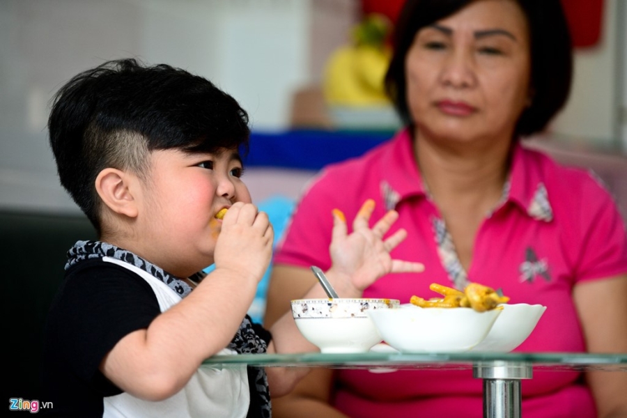 Cuoc song thieu tinh cha cua than dong Tin Tin hinh anh 5