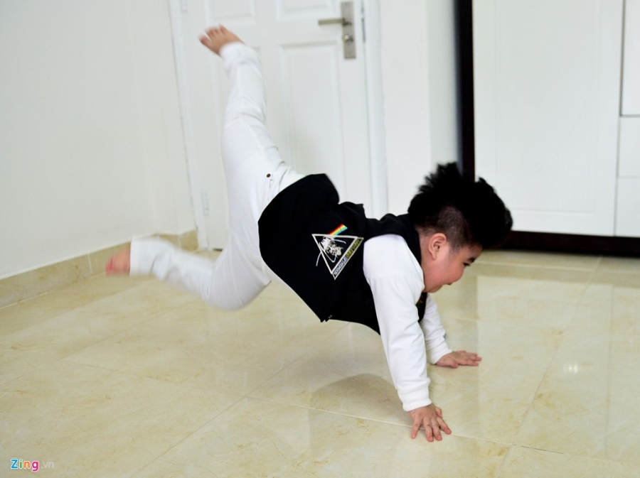 Cuoc song thieu tinh cha cua than dong Tin Tin hinh anh 13