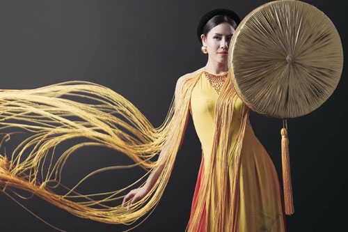 nguyen-thi-loan-trinh-dien-ao-tu-than-tai-miss-grand-international-1