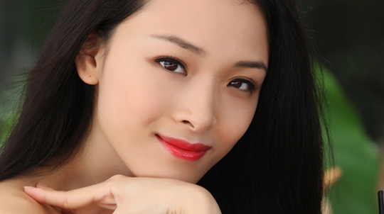  Hoa hậu Trương Hồ Phương Nga 