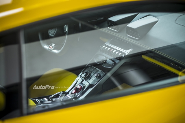 Bộ 3 siêu xe Lamborghini hơn 60 tỷ Đồng Nam tiến - Ảnh 5.