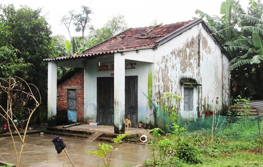  Nhờ em vợ đến nhà chăm con nhưng Quang nhiều lần giở trò đồi bại khiến cô gái trẻ mang thai 