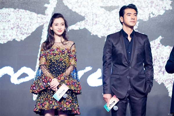bau-bi-angelababy-van-xinh-rang-ro-3