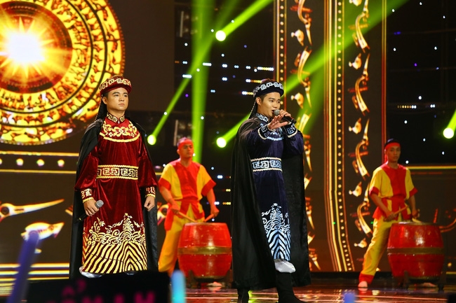 Tuyệt đỉnh song ca: Noo Phước Thịnh bị Mr. Đàm chỉnh trên ghế nóng - Ảnh 4. Tuyệt đỉnh song ca: Noo Phước Thịnh bị Mr. Đàm chỉnh trên ghế nóng - Ảnh 4.