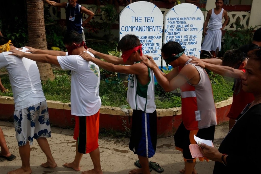 Ben trong trai cai nghien ma tuy o Philippines hinh anh 2