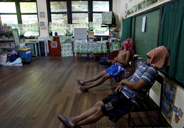 Ben trong trai cai nghien ma tuy o Philippines hinh anh 4