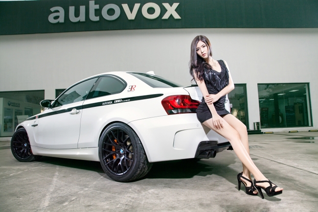 Khiến cho ai đấy cũng một lần xuyến xao