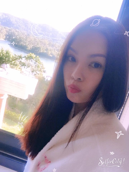 duong-cm-lynh-khoe-con-trai-sau-1-tuan-sinh-no-8