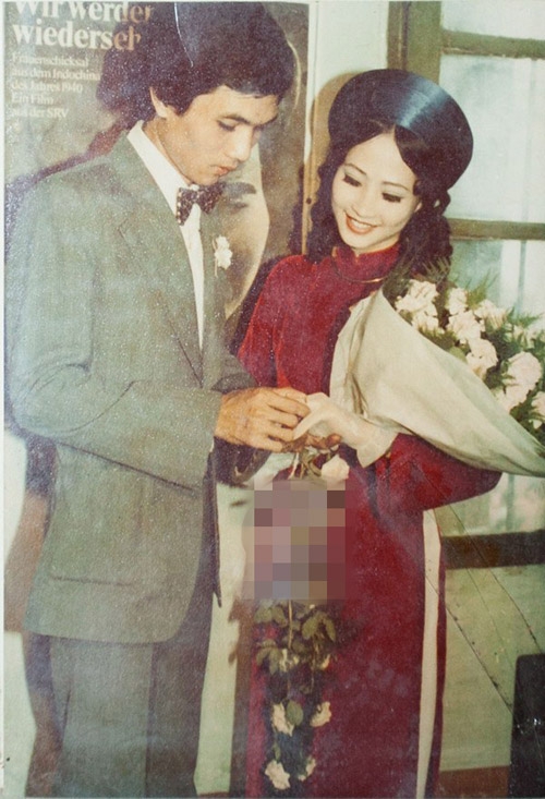 anh-cuoi-hiem-hoi-cach-day-nhieu-thap-ky-cua-sao-viet-4