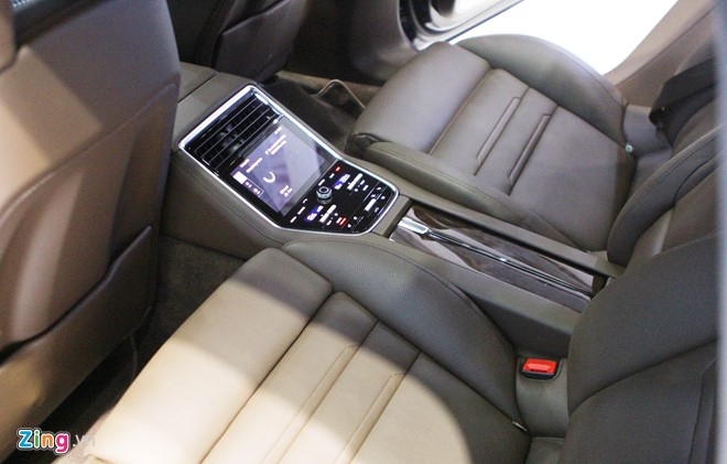 Anh thuc te Porsche Panamera Turbo 2017 vua ra mat o VN hinh anh 8