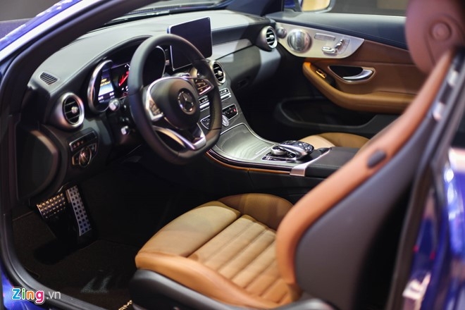 Chi tiet Mercedes C300 Coupe gia 2,7 ty dong tai VIMS hinh anh 6