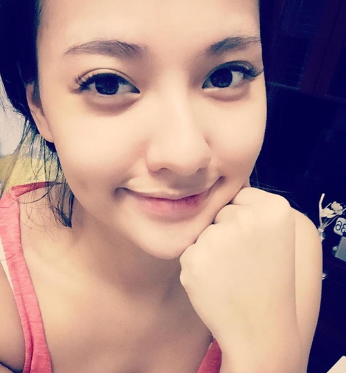 sao-viet-tich-cuc-khoe-con-nhung-giau-nhem-cha-dua-tre