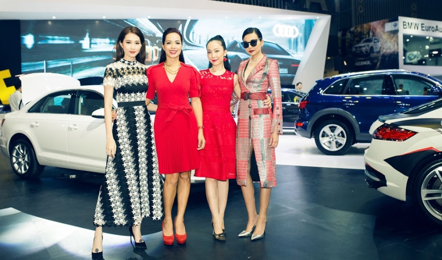 Thuy Tien goi cam ben dan xe sang Audi hinh anh 5